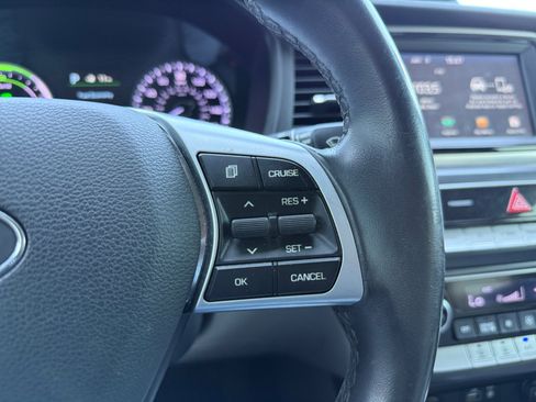 Used 2019 Hyundai Sonata SE FWD image 18