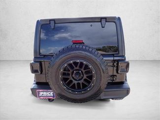 Used 2019 Jeep Wrangler Unlimited Sahara AWD/4WD video 3