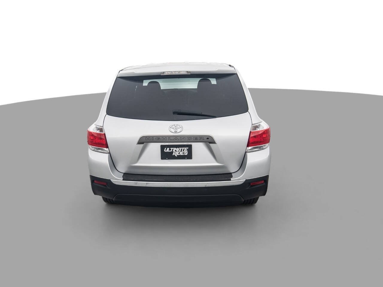 Used 2013 Toyota Highlander FWD w/ Cold Weather Pkg image 6