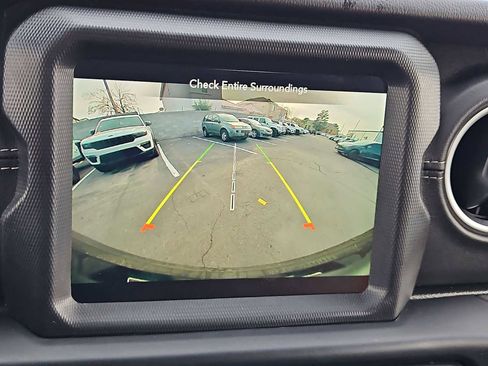 Used 2021 Jeep Wrangler Unlimited Sahara w/ Cold Weather Group image 28