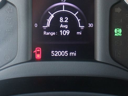 Used 2020 RAM 5500 Tradesman w/ Chrome Appearance Group image 26