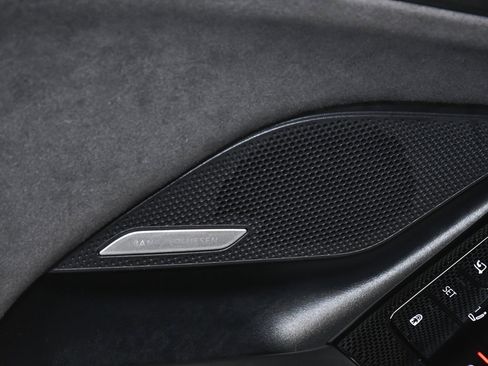 Used 2025 Audi S6 e-tron Prestige w/ 21" Black Optic Package image 11