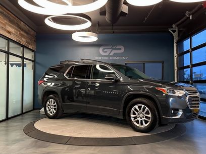 Used 2020 Chevrolet Traverse LT