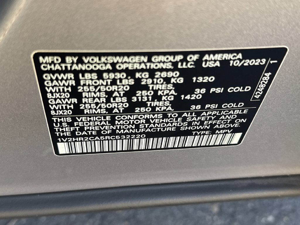 Used 2024 Volkswagen Atlas SE AWD/4WD image 39