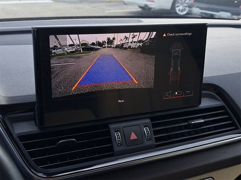 Certified 2023 Audi Q5 2.0T Premium w/ Convenience Package image 13