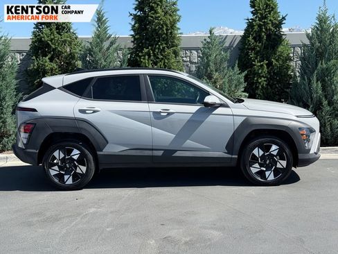 Used 2025 Hyundai Kona SEL AWD/4WD image 9