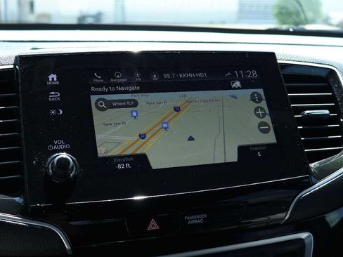 Used 2021 Honda Pilot Black Edition image 26