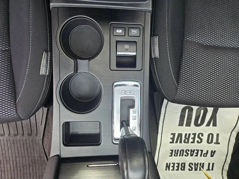 Used 2015 Subaru Outback 2.5i Premium image 21