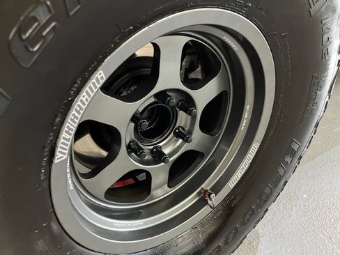 Used 2023 Ford F150 Raptor w/ Equipment Group 802A Raptor R AWD/4WD image 14