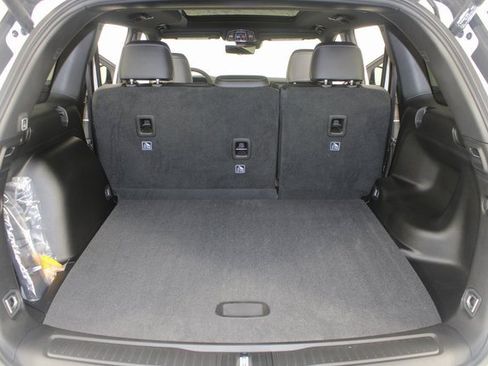 New 2025 Jeep Grand Cherokee Limited image 22