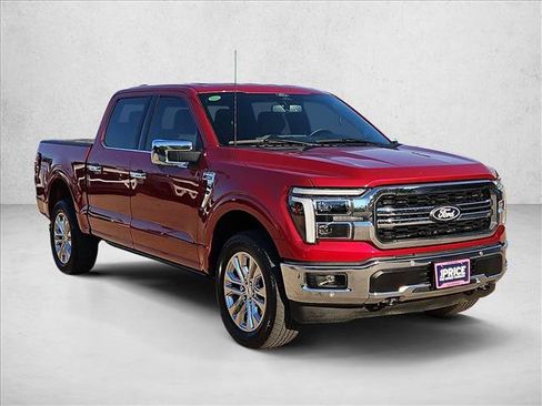 Used 2025 Ford F150 Lariat w/ Equipment Group 501A Mid AWD/4WD image 3