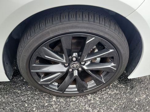 Certified 2025 Toyota Corolla SE image 10