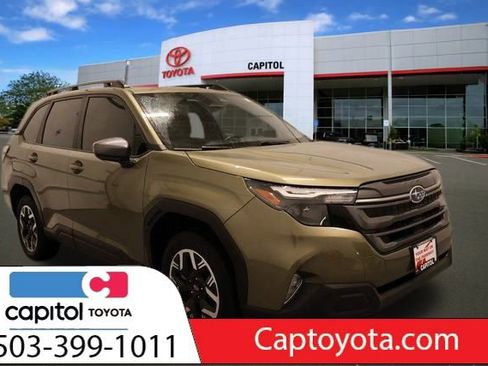 Used 2025 Subaru Forester Premium w/ Convenience Package #1 image 1