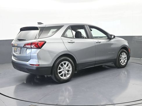 Used 2024 Chevrolet Equinox LS FWD image 6