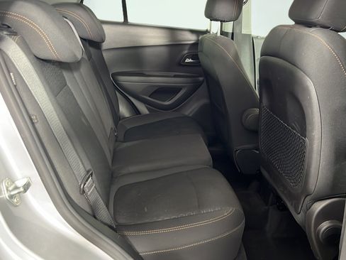Used 2020 Chevrolet Trax LS w/ Tint and Cruise Package AWD/4WD image 14