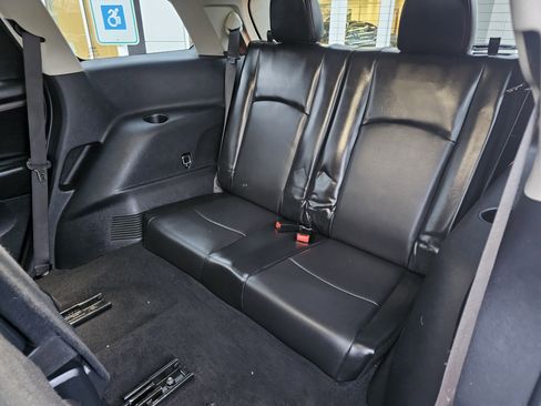 Used 2018 Dodge Journey GT image 19
