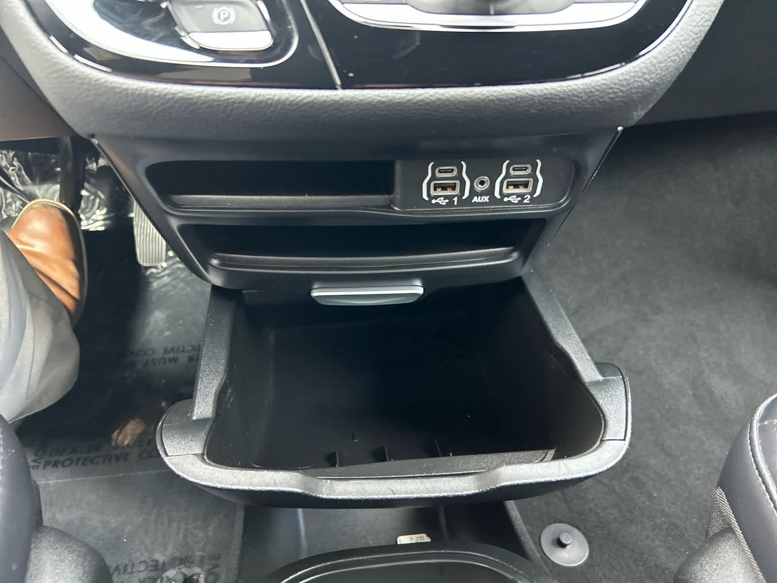 Used 2025 Chrysler Pacifica Select FWD image 21