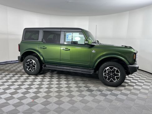 Used 2025 Ford Bronco Outer Banks image 6