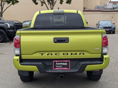 Certified 2023 Toyota Tacoma TRD Sport w/ TRD Premium Sport Package AWD/4WD image 7