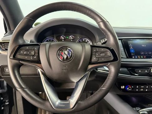 Used 2023 Buick Enclave Essence AWD/4WD image 24