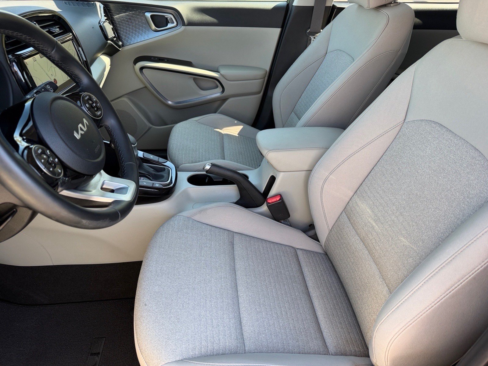 Used 2022 Kia Soul EX FWD image 10