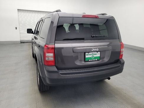 Used 2016 Jeep Patriot Sport w/ Power Value Group FWD image 6