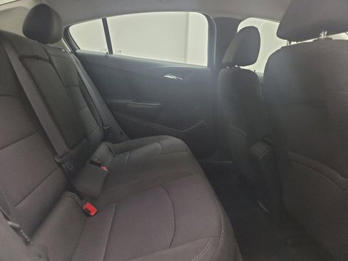 Used 2016 Chevrolet Cruze LT w/ Convenience Package image 19