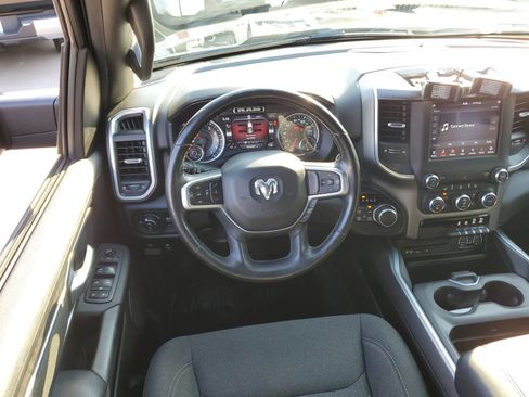 Used 2019 RAM 1500 Big Horn AWD/4WD image 11