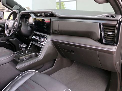 Used 2024 GMC Sierra 1500 AT4X w/ AT4X AEV Edition AWD/4WD image 40