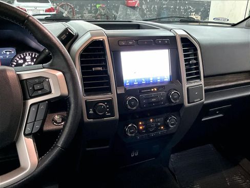 Used 2020 Ford F150 Lariat w/ FX4 Off-Road Package image 9