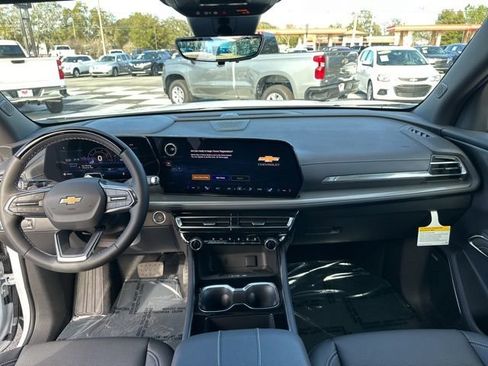 New 2026 Chevrolet Traverse LT w/ Enhanced Driving Package image 6