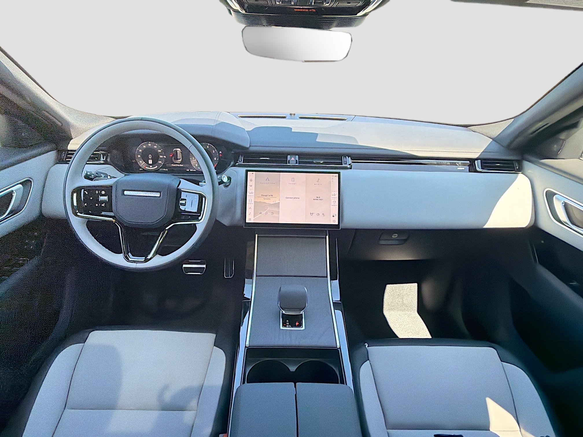 New 2026 Land Rover Range Rover Velar Dynamic SE AWD/4WD image 16