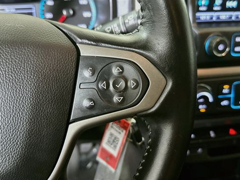Used 2018 Chevrolet Colorado Z71 RWD image 17