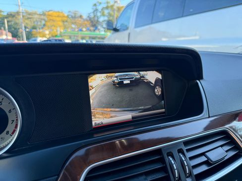 Used 2013 Mercedes-Benz C 300 4MATIC Sedan image 18