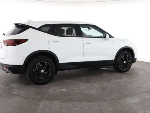 Used 2025 Chevrolet Blazer LT image 13