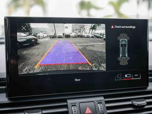 Used 2023 Audi Q5 2.0T Premium w/ Convenience Package image 24