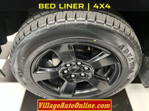Used 2017 GMC Sierra 1500 SLE w/ Elevation Edition AWD/4WD image 10