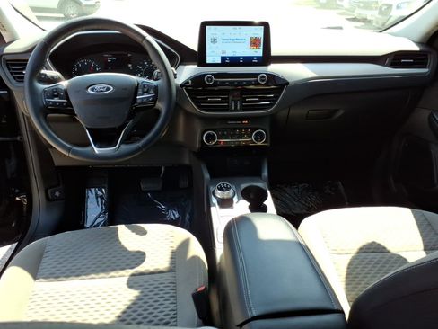 Used 2022 Ford Escape SE w/ SE Sport Appearance Package AWD/4WD image 14
