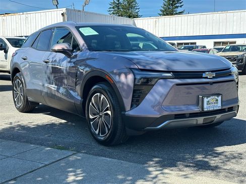 Used 2024 Chevrolet Blazer EV LT image 4