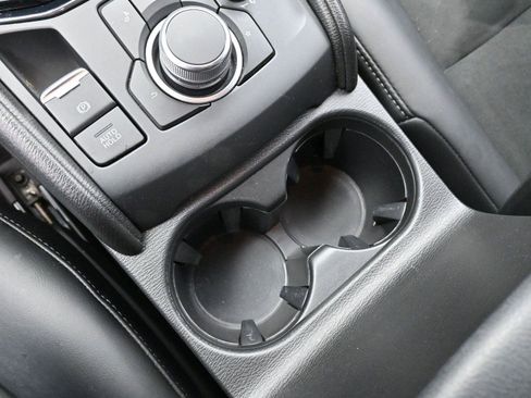 Used 2021 MAZDA CX-5 Touring image 18