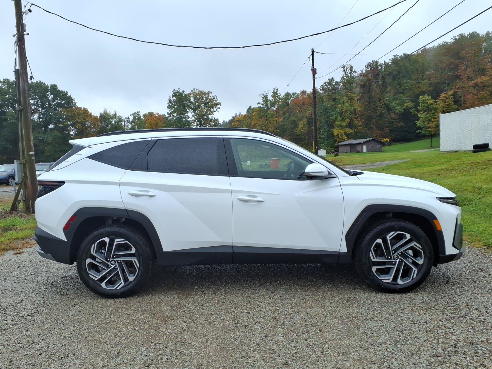 New 2026 Hyundai Tucson Limited AWD/4WD image 2