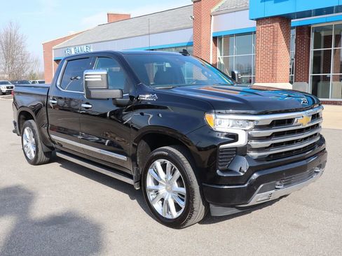 Used 2025 Chevrolet Silverado 1500 High Country w/ High Country Premium Package image 4