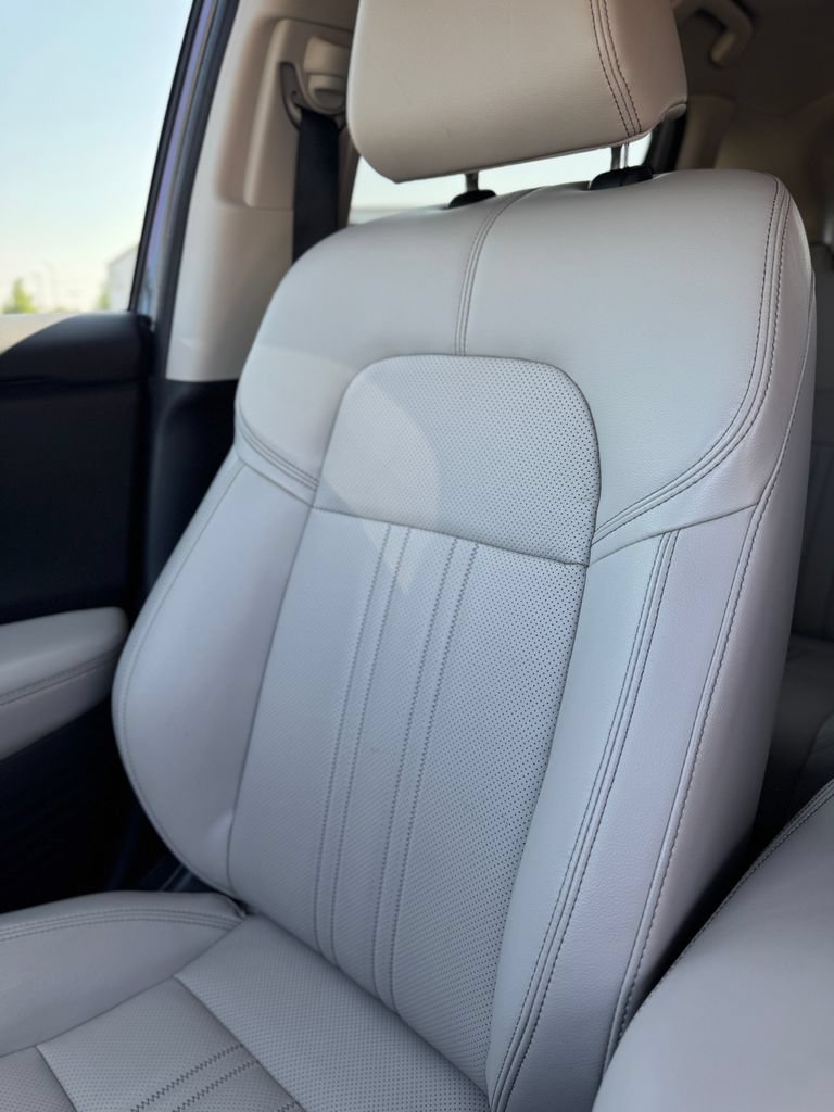 Used 2023 Honda HR-V EX-L image 30