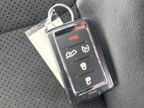 Used 2024 Jeep Grand Cherokee Altitude image 11