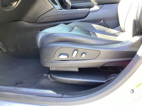 Used 2019 Cadillac XT5 Premium Luxury image 10