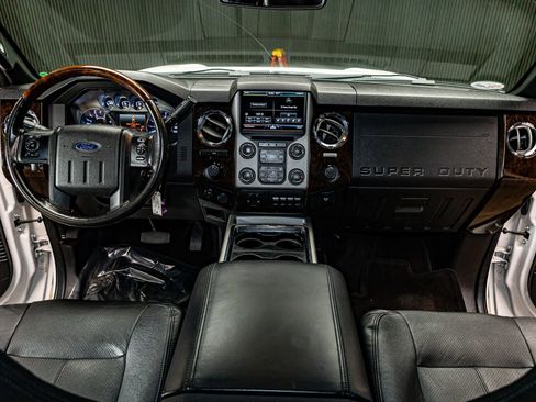 Used 2015 Ford F350 Platinum image 15