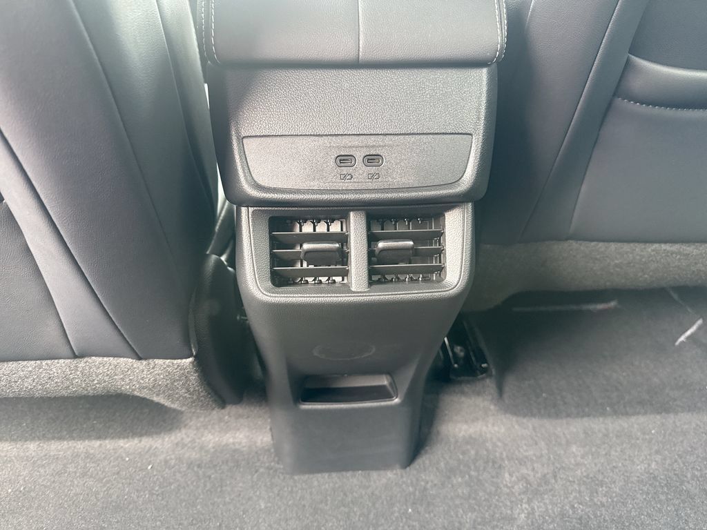 New 2027 GMC Terrain Elevation w/ Elevation Premium Package AWD/4WD image 21