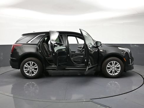 Used 2025 Cadillac XT5 Luxury FWD image 33