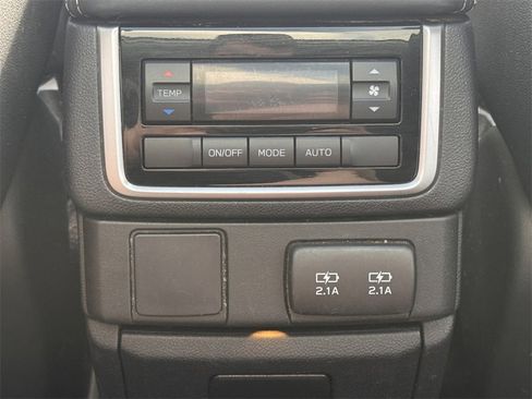 Used 2022 Subaru Ascent Onyx Edition image 27