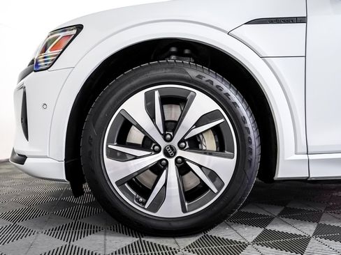 Certified 2024 Audi Q8 e-tron Prestige w/ Prestige Package image 6